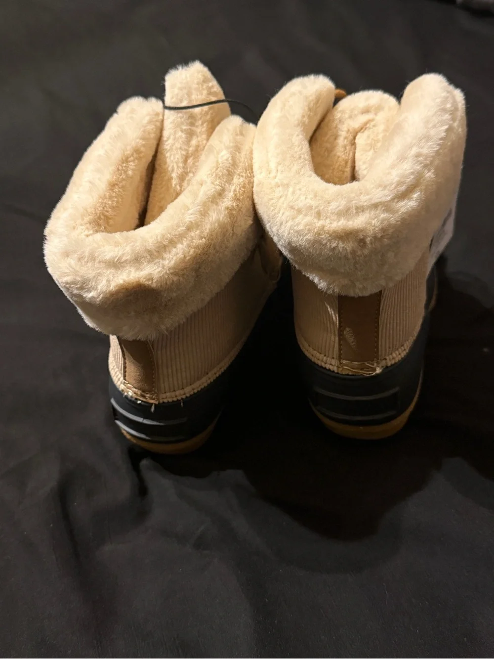St. John’s Bay Skyline Winter Duck Boots – Women’s 6M – NWT